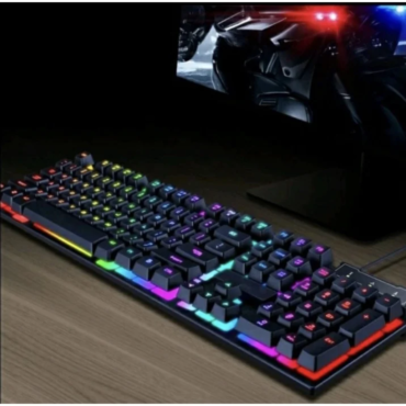 Design do teclado gamer semi mecânico