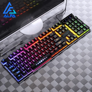Ligado o teclado gamer semi mecânico