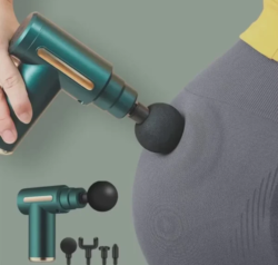 Mini Massageador Elétrico Portátil com 6 Velocidades e 4 Cabeças – Relaxamento Muscular Profissional Sendo Usado